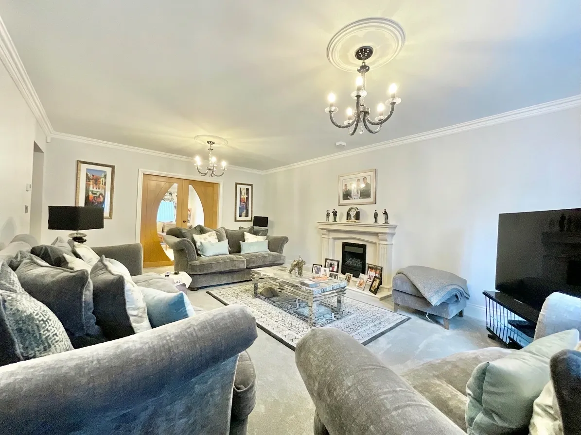 Anchor Close, Whitmore, ST5, photo 3