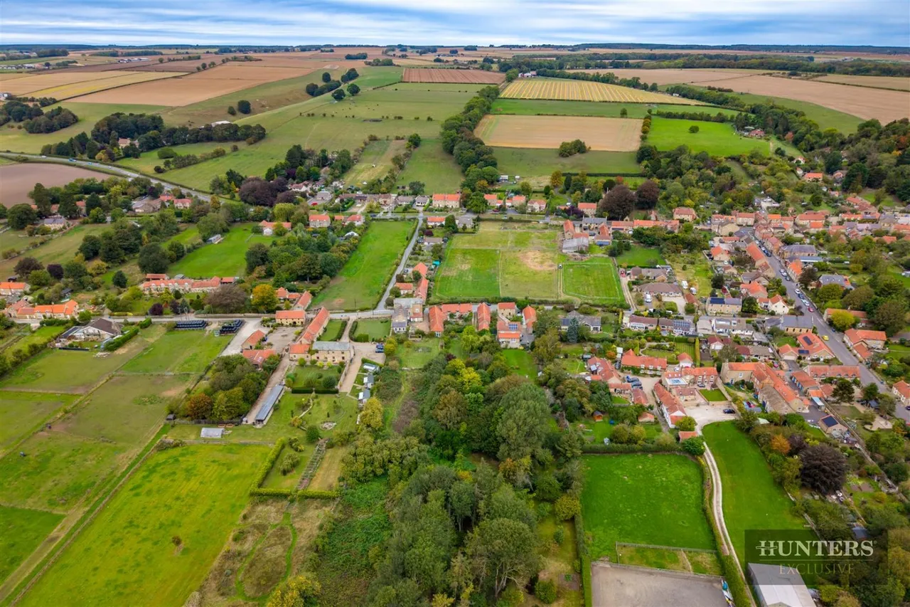 West Lane, Snainton, YO13, photo 41