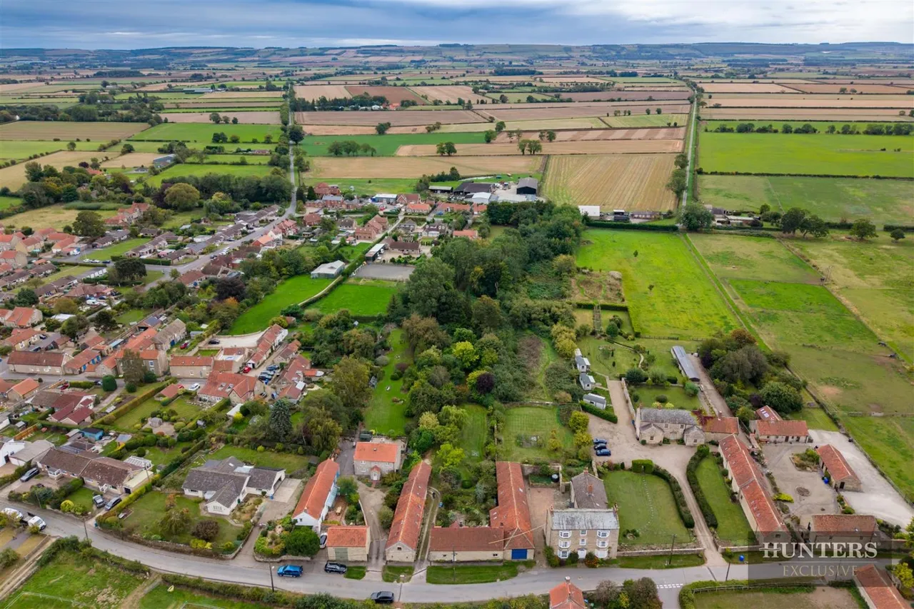 West Lane, Snainton, YO13, photo 43