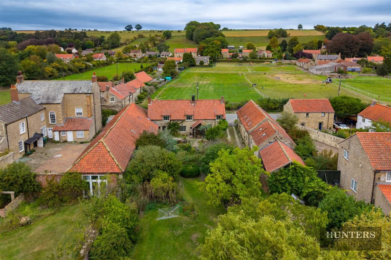 West Lane, Snainton, YO13, photo 42