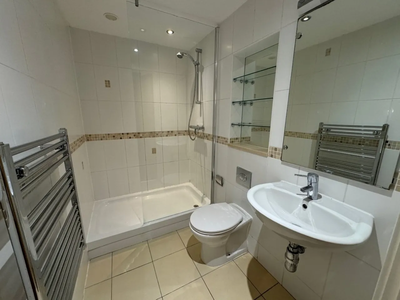 Upper Allen Street, S3, photo 3