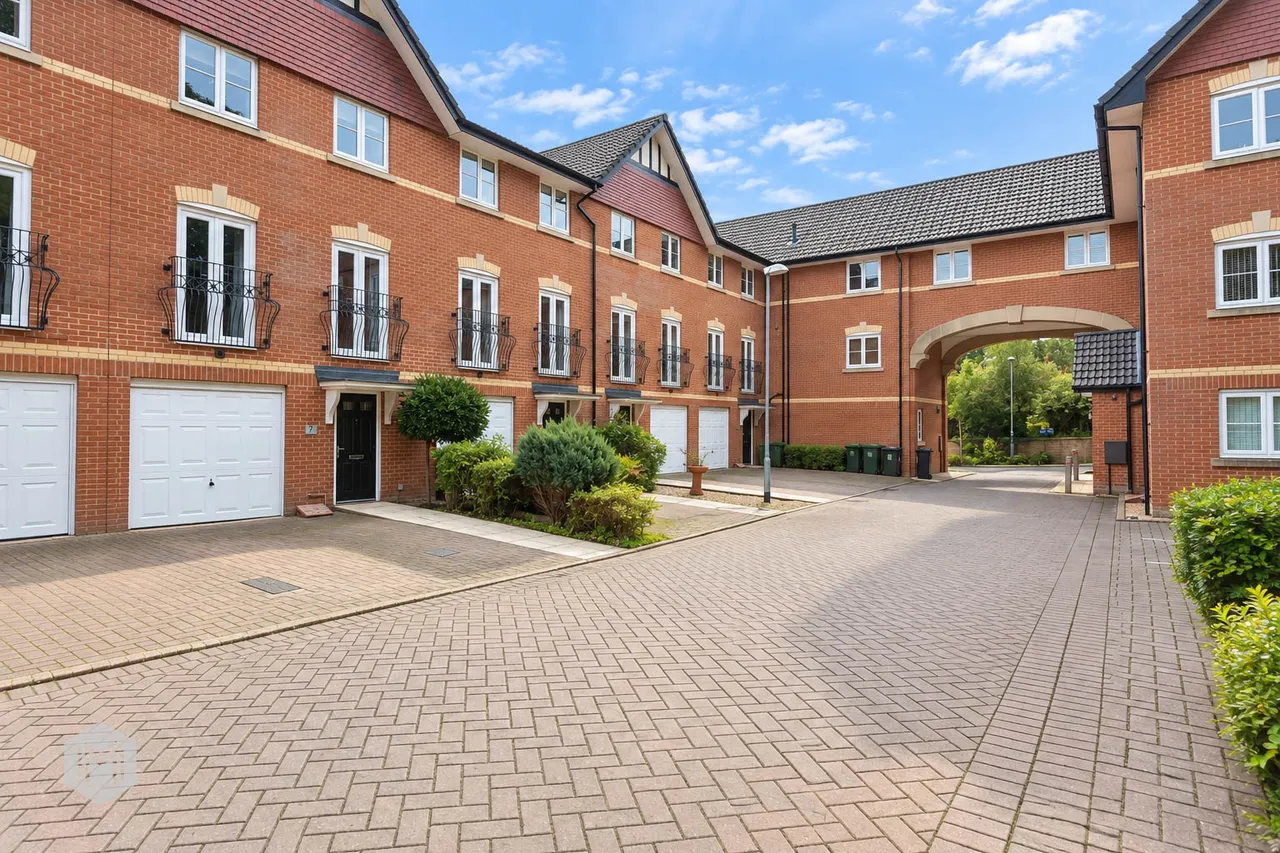 Regents Place, Lostock, BL6, photo 29