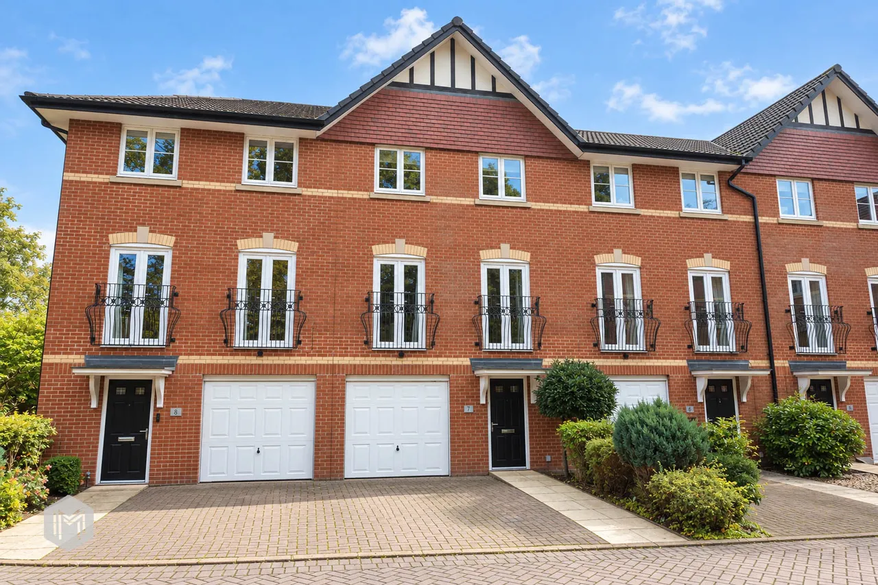 4 bed property for sale, Regents Place, Lostock, BL6