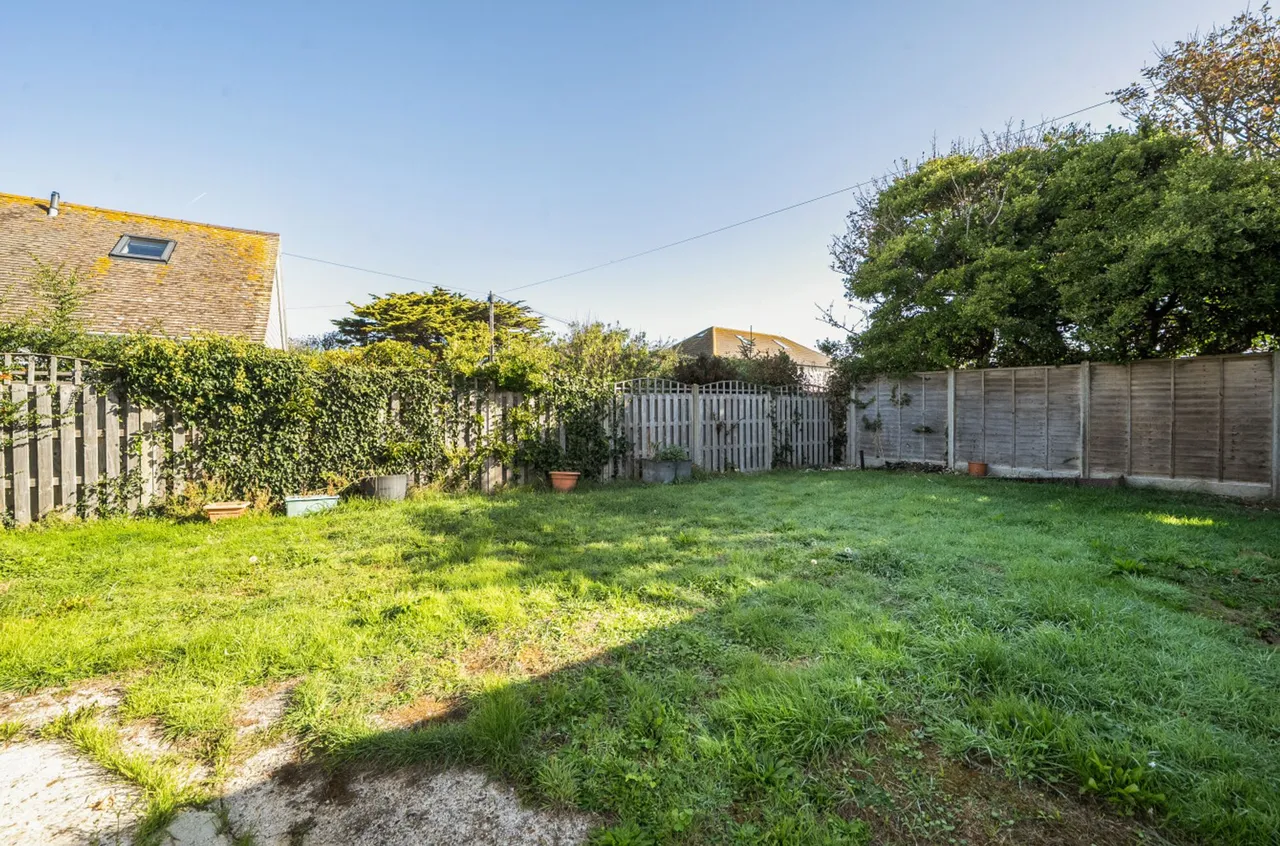 West Street, Selsey, PO20, photo 4
