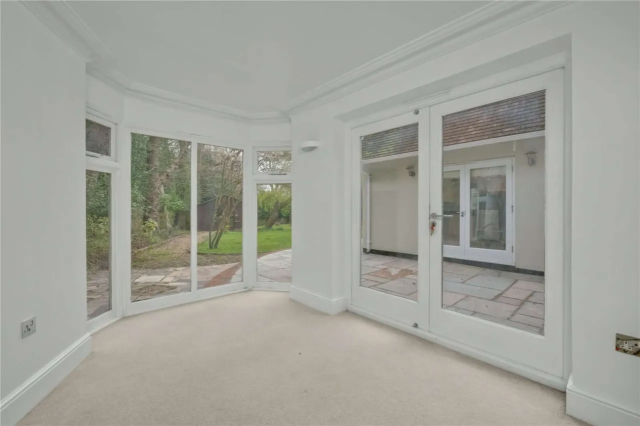 Bagshot Road, Ascot, Berkshire, SL5 9JN, photo 5