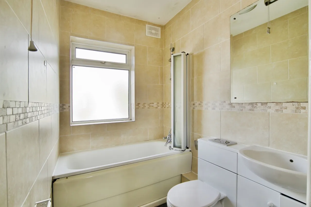 White Horse Road, East Ham, London, E6, photo 9