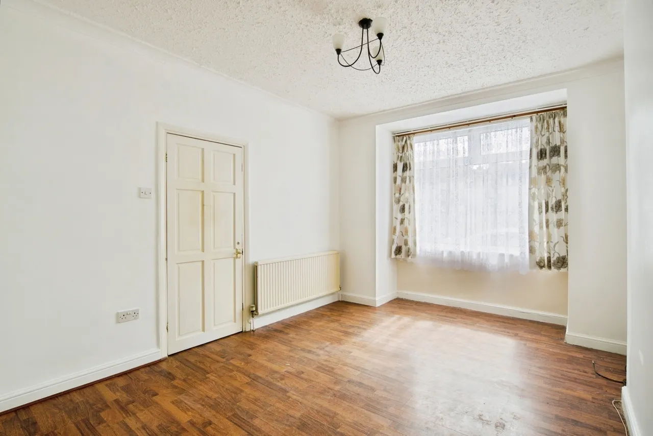 White Horse Road, East Ham, London, E6, photo 3