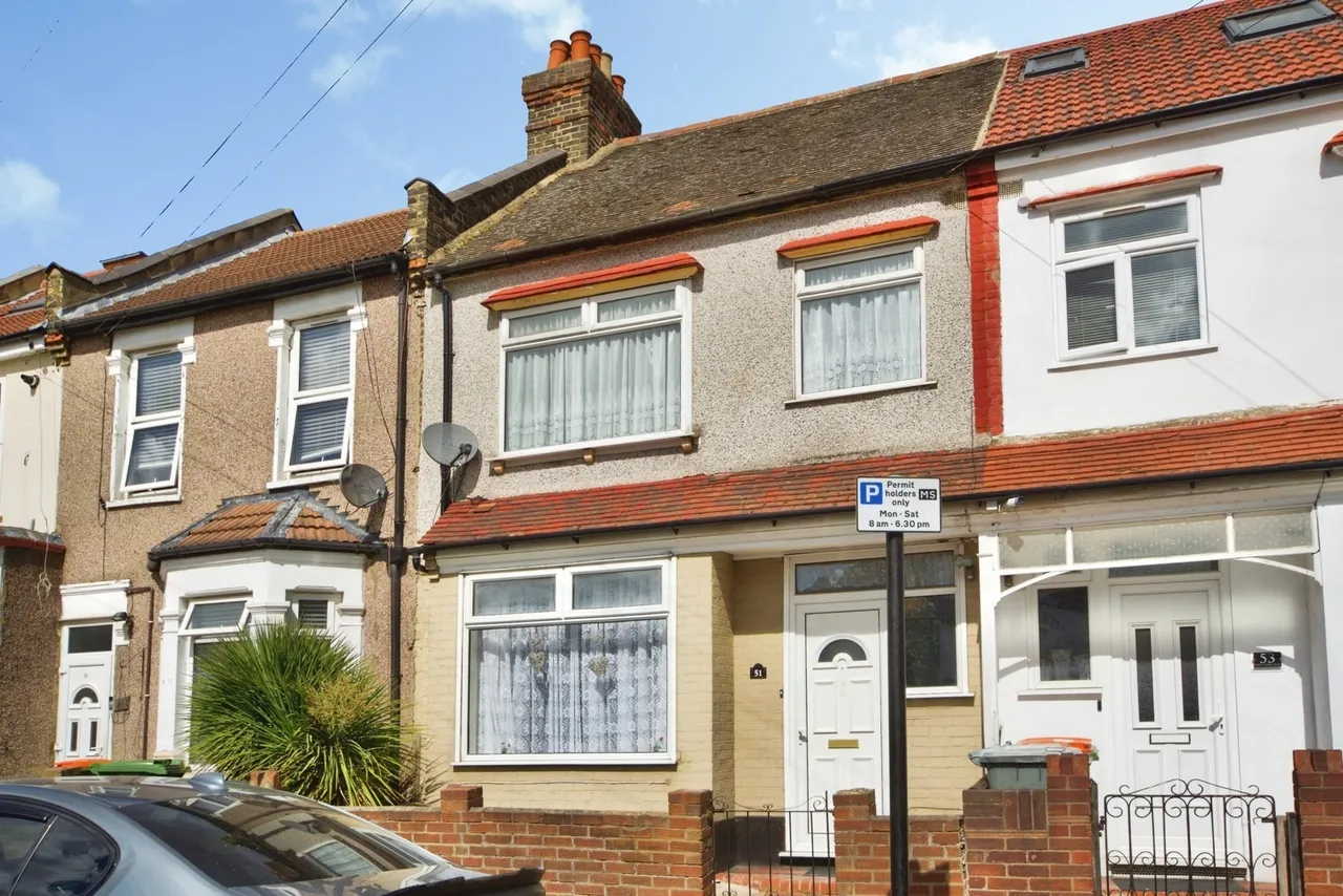 3 bed house for sale — White Horse Road, East Ham, London, E6
