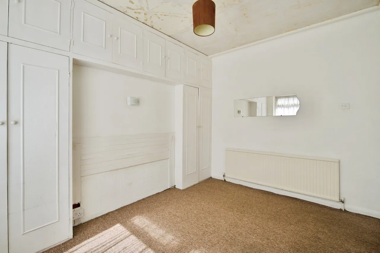 White Horse Road, East Ham, London, E6, photo 5