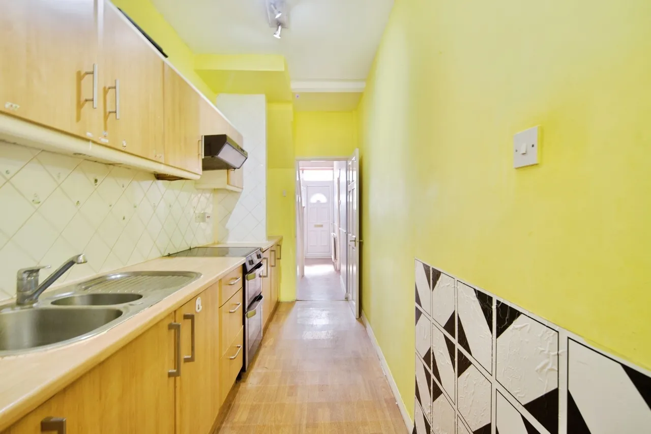 White Horse Road, East Ham, London, E6, photo 11