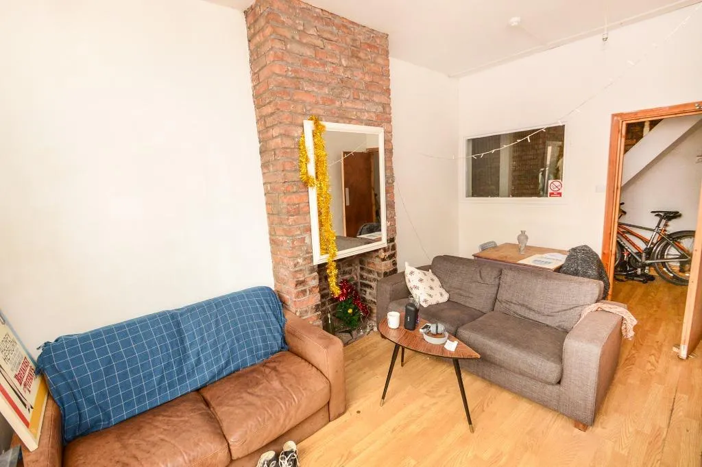Wilmslow Road, Withington, M20, photo 12