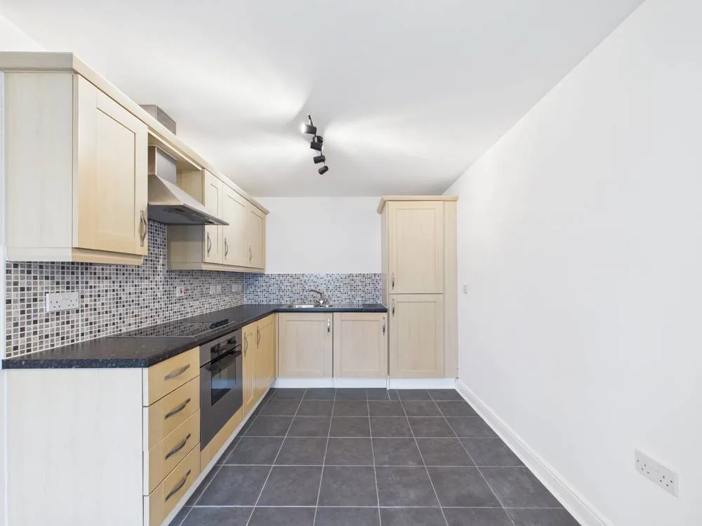Pintail Close, Cheltenham, GL51, photo 7