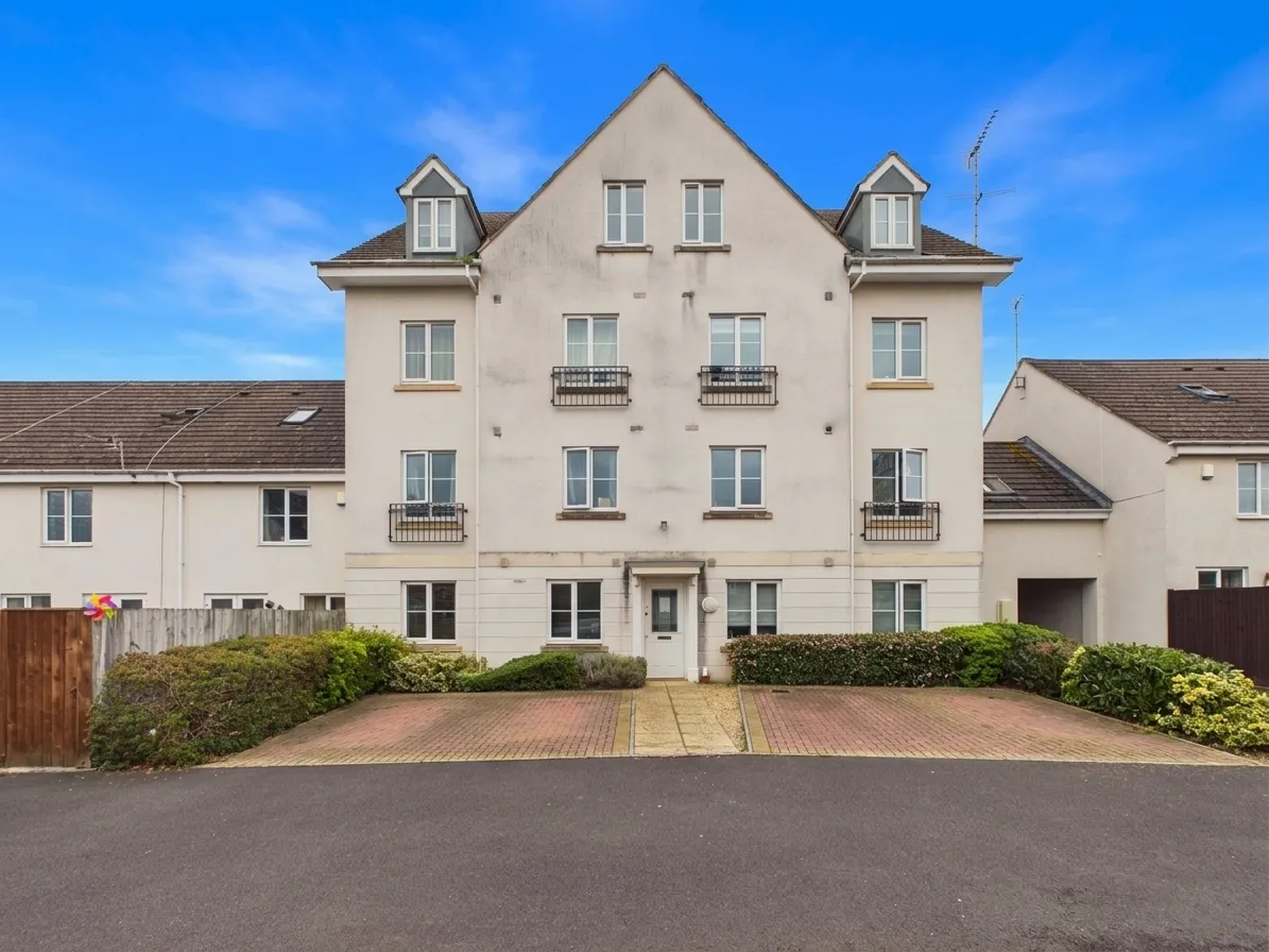 Pintail Close, Cheltenham, GL51, photo 19