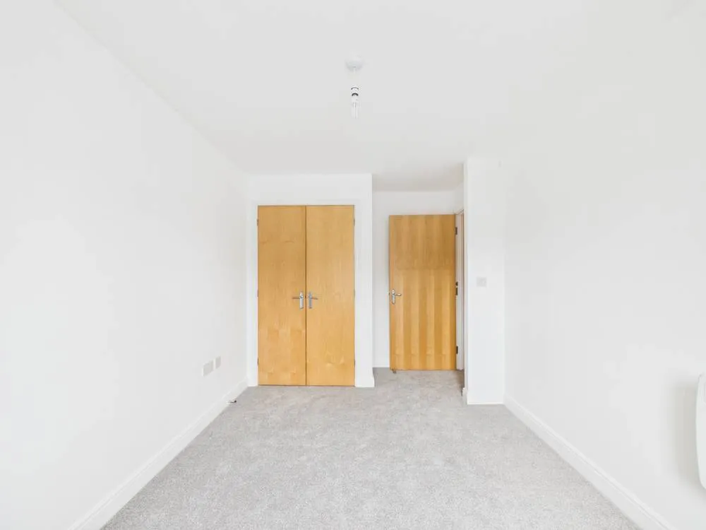 Pintail Close, Cheltenham, GL51, photo 16