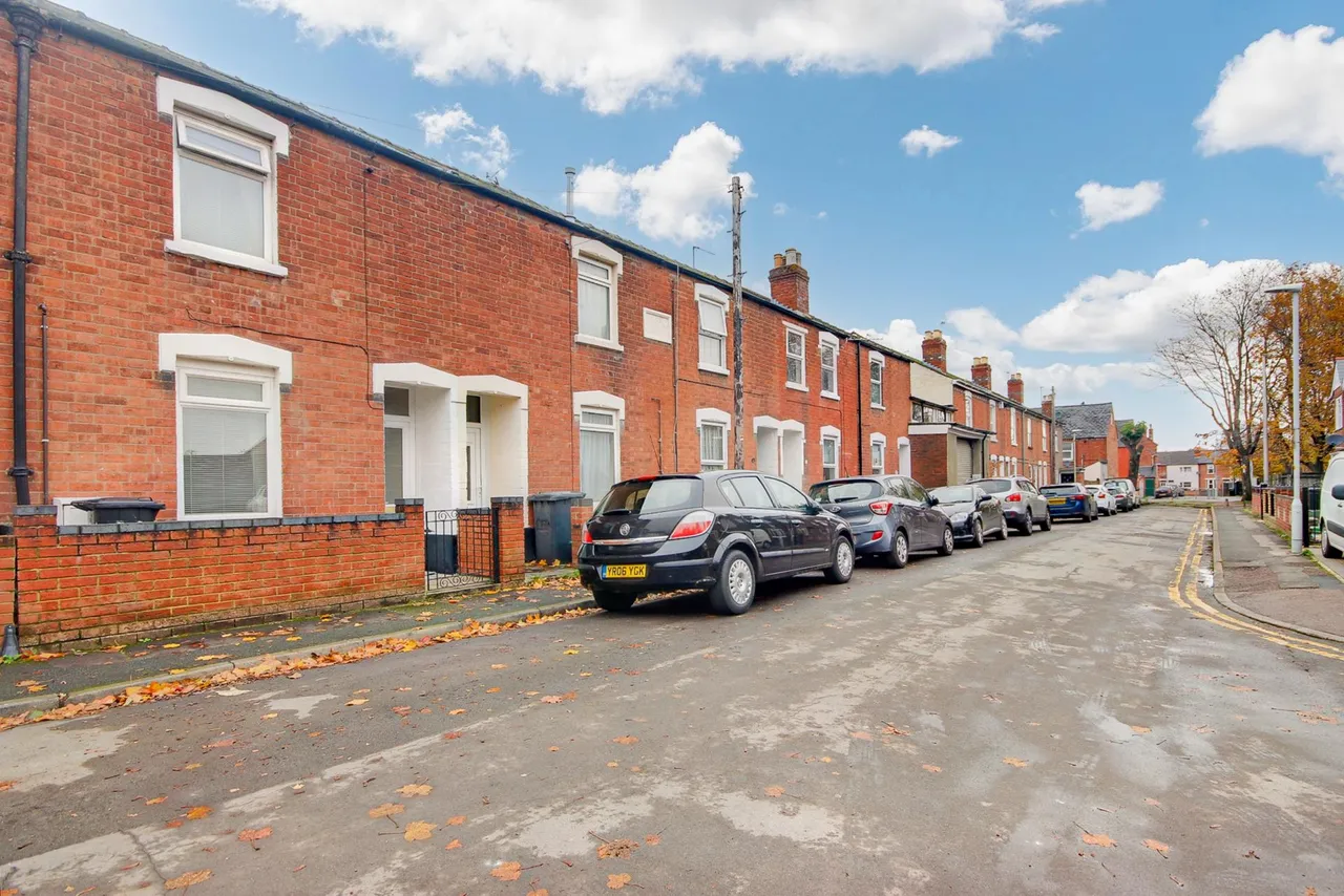 Ducie Street, Tredworth, Gloucester, GL1, photo 8