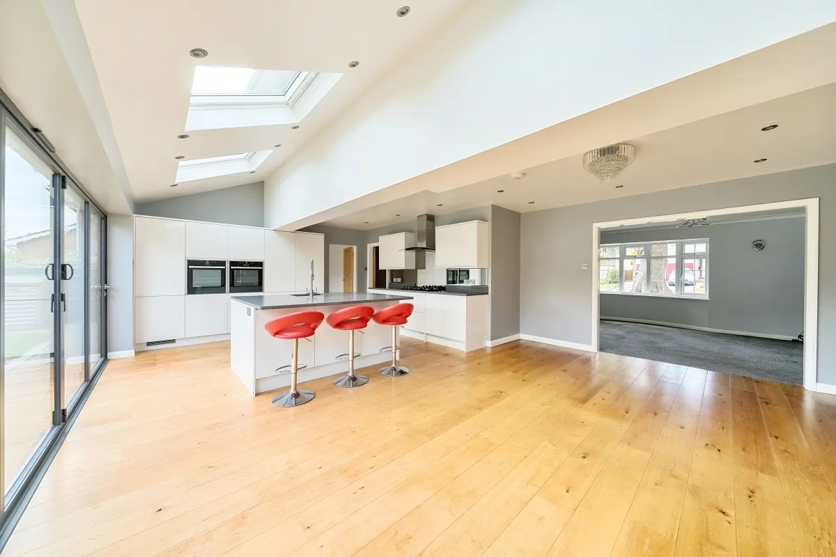 Amberley Close, Haywards Heath, RH16, photo 2