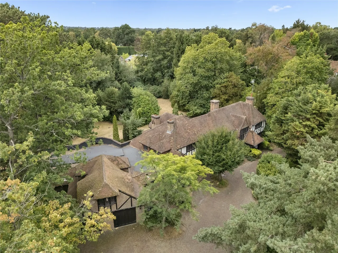 Silverdale Avenue, Walton-on-Thames, Surrey, KT12, photo 13