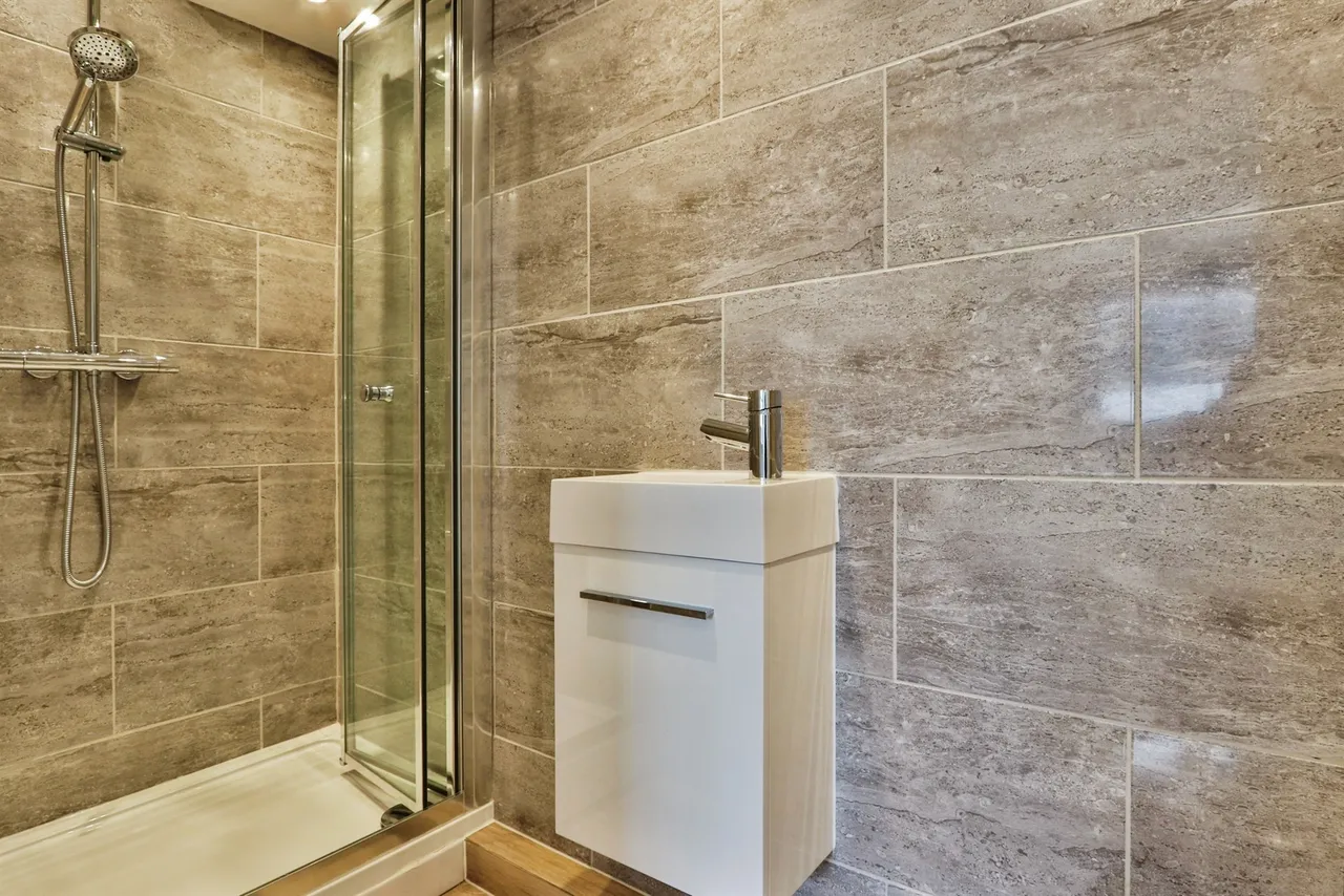 High Street, Poole, BH15, photo 7
