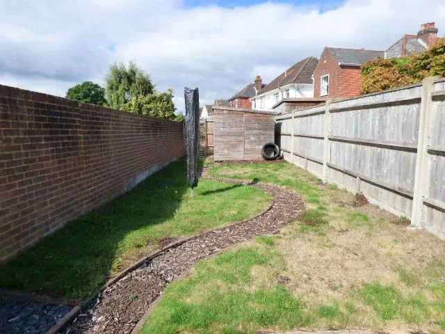Church Road, Bishopstoke, SO50, photo 9