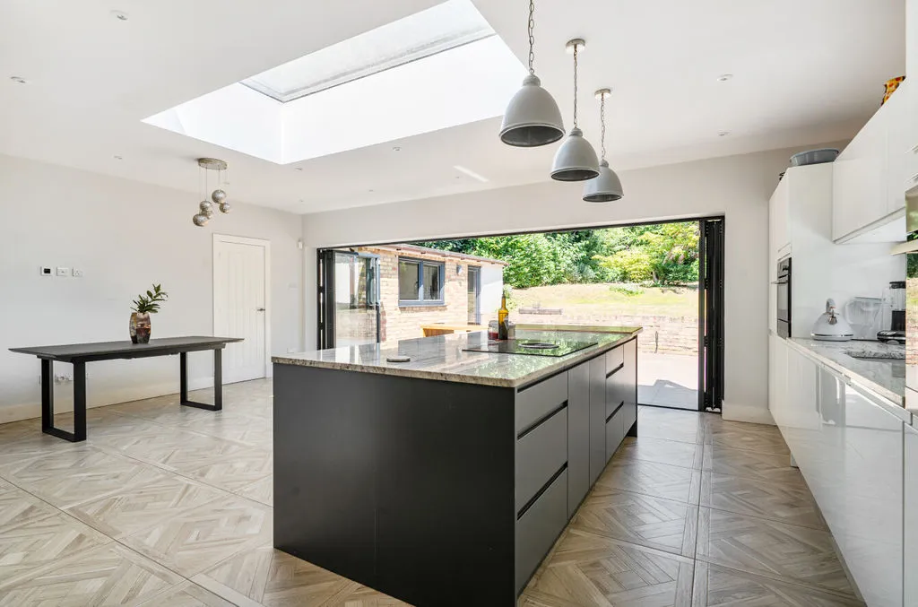 28 Grovelands Road, West Purley CR8 4LA, photo 4