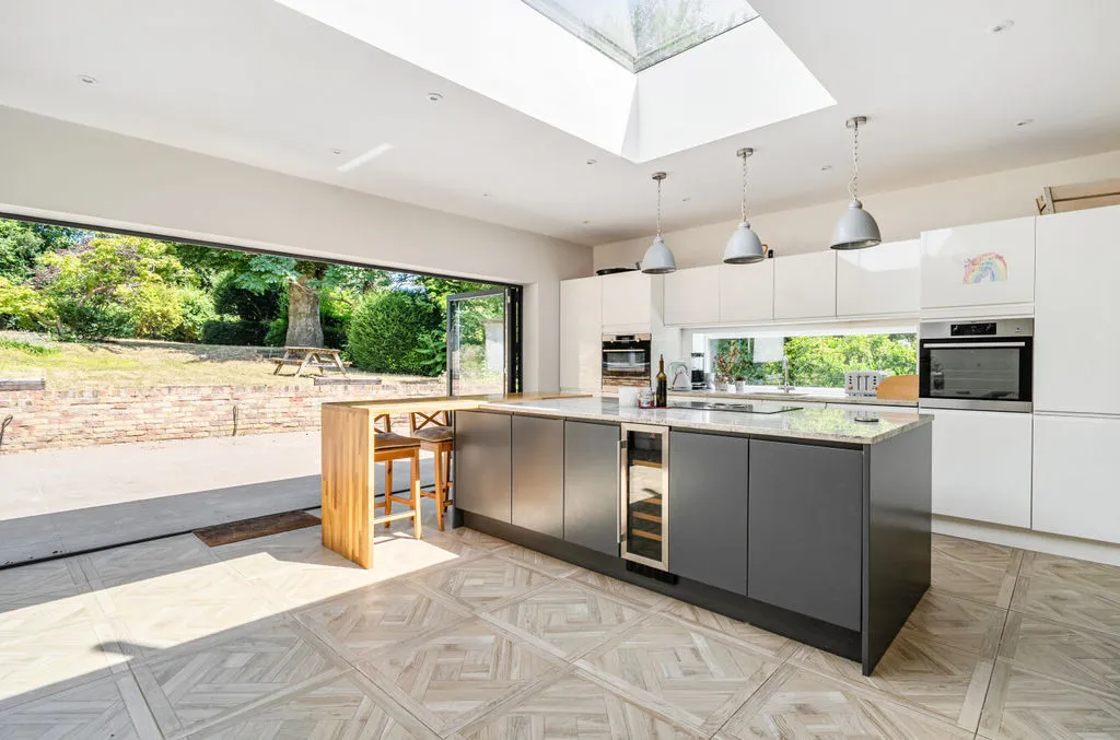 28 Grovelands Road, West Purley CR8 4LA, photo 3