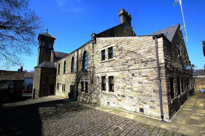 Victoria Street, Glossop, SK13, photo 2