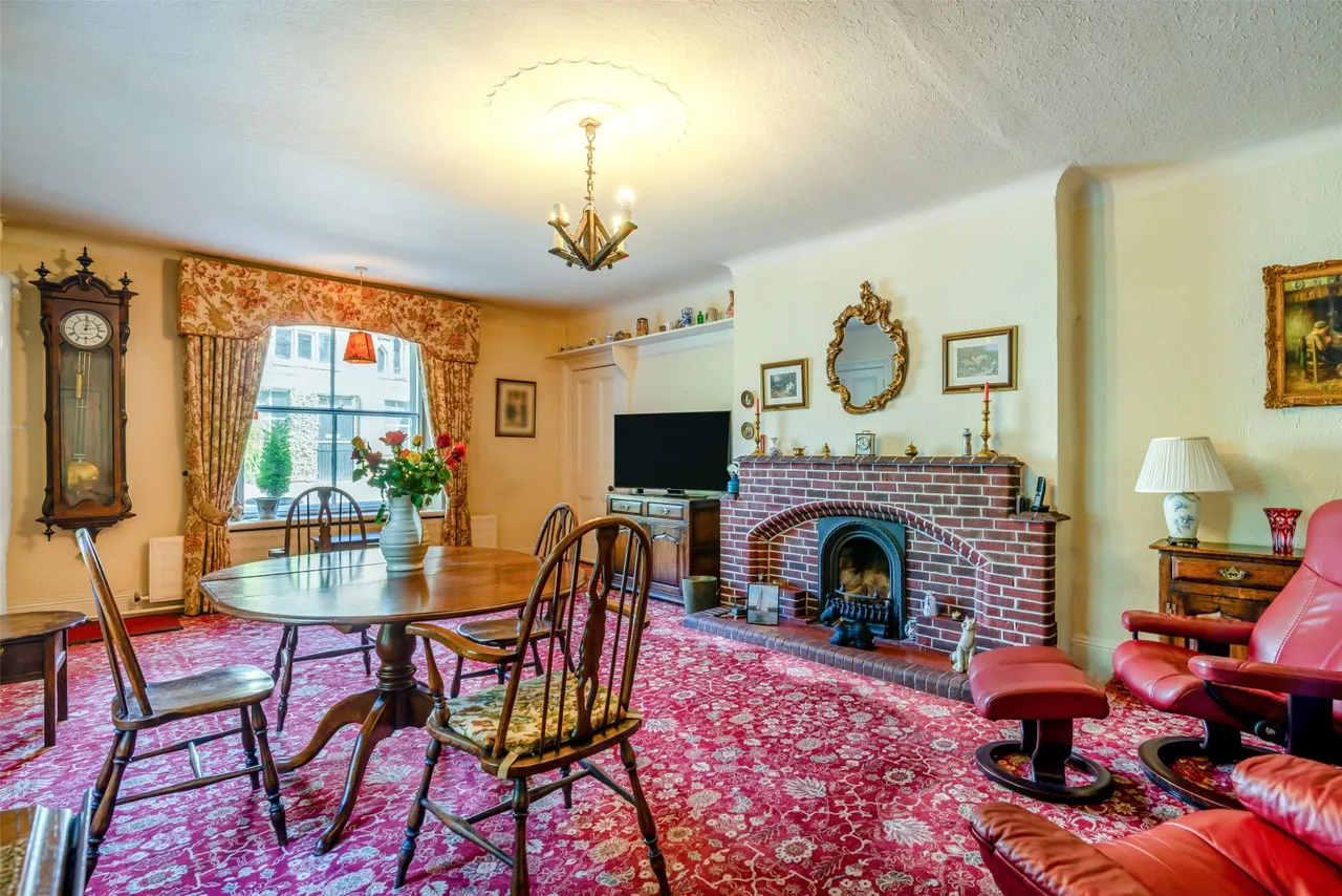 Halifax Road, Calderdale, HD6, photo 20
