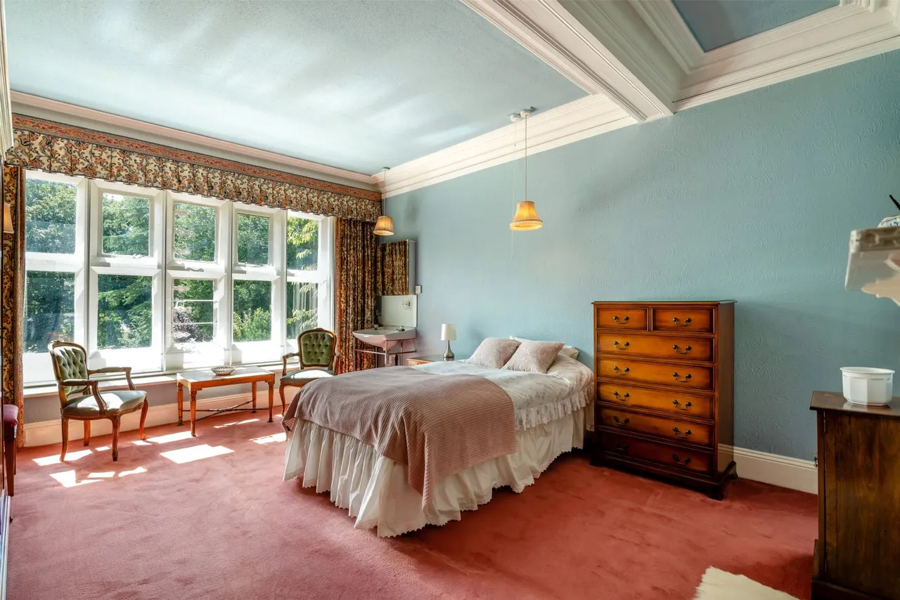 Halifax Road, Calderdale, HD6, photo 23