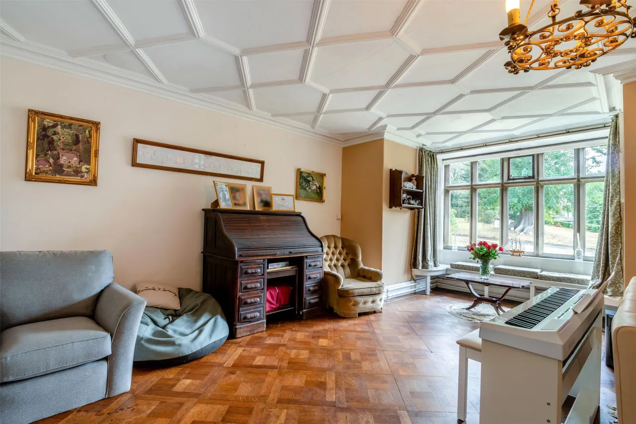 Halifax Road, Calderdale, HD6, photo 6