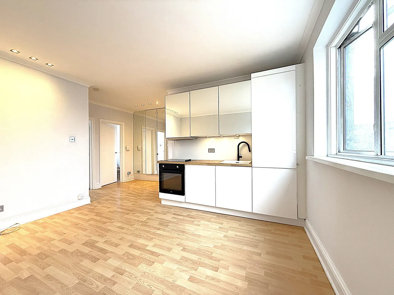 Fernhead Road, London, W9, photo 14