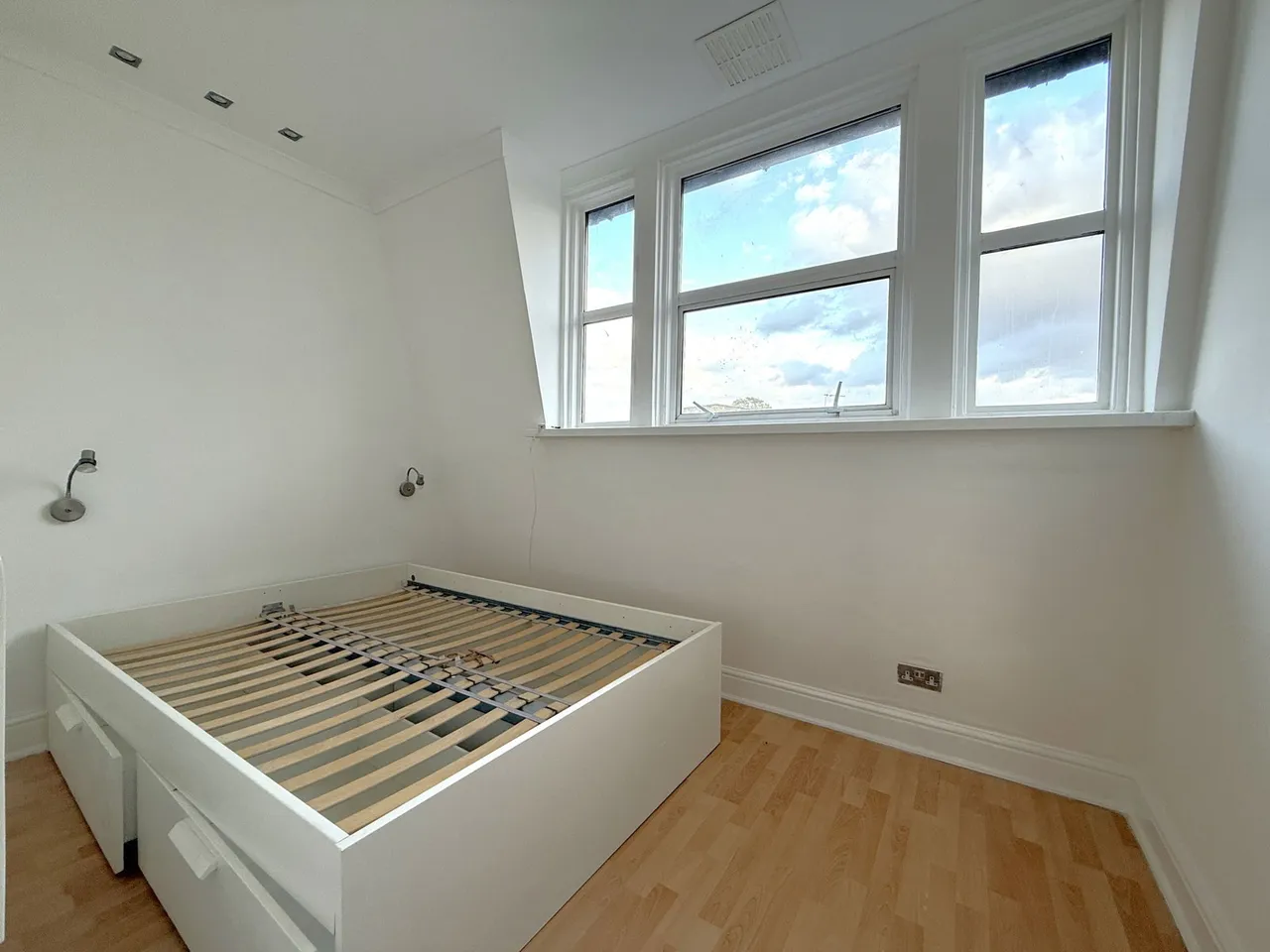 Fernhead Road, London, W9, photo 4
