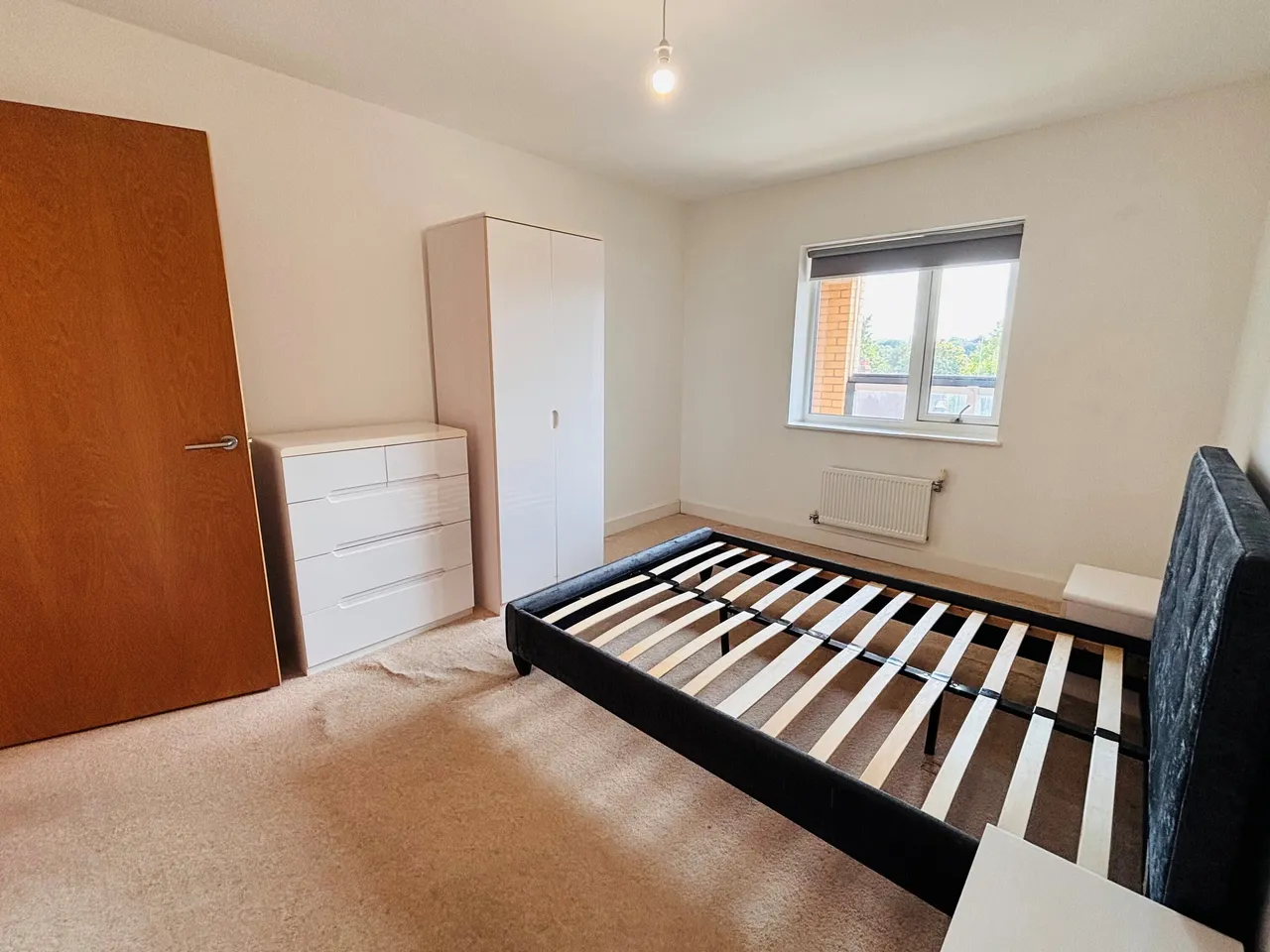 Bowes Road, London, N11, photo 6