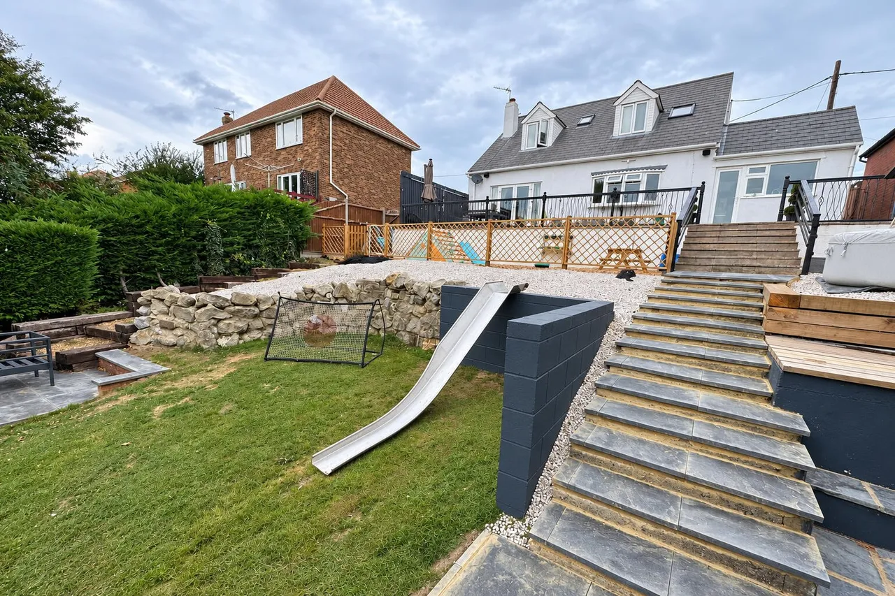 Wards Hill Road, Minster On Sea, photo 18