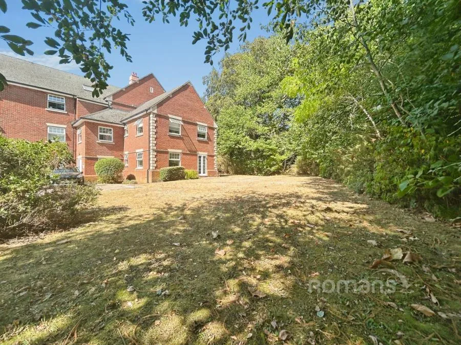 Waleron Road, Fleet, GU51, photo 4