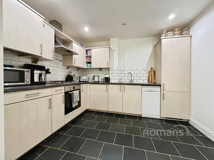 Waleron Road, Fleet, GU51, photo 2