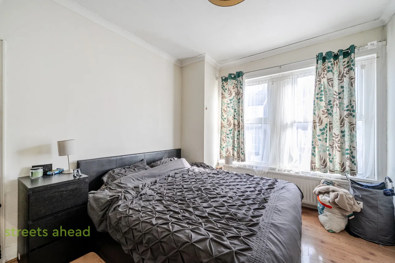 Hythe Road, Thornton Heath, CR7, photo 13