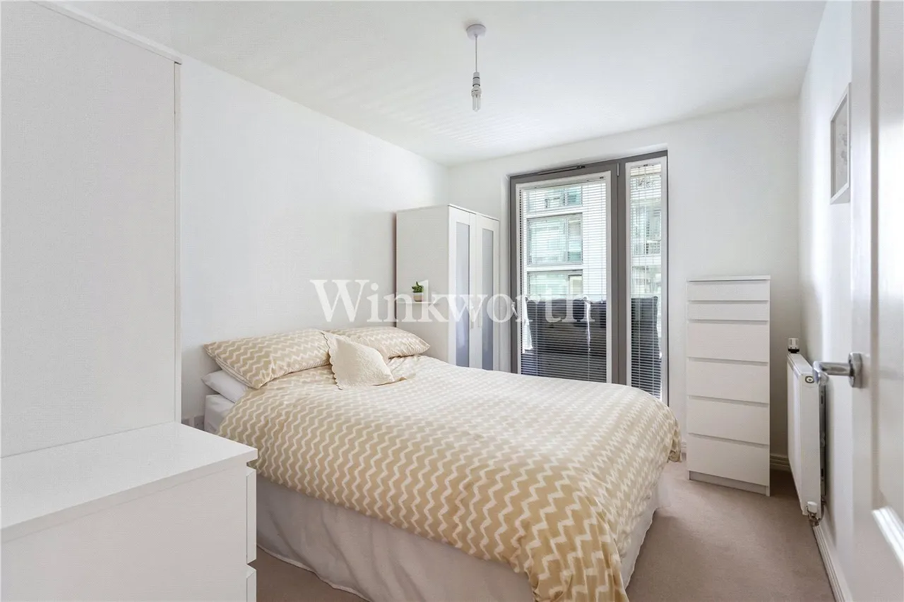 Merlin Heights, London, N17, photo 11