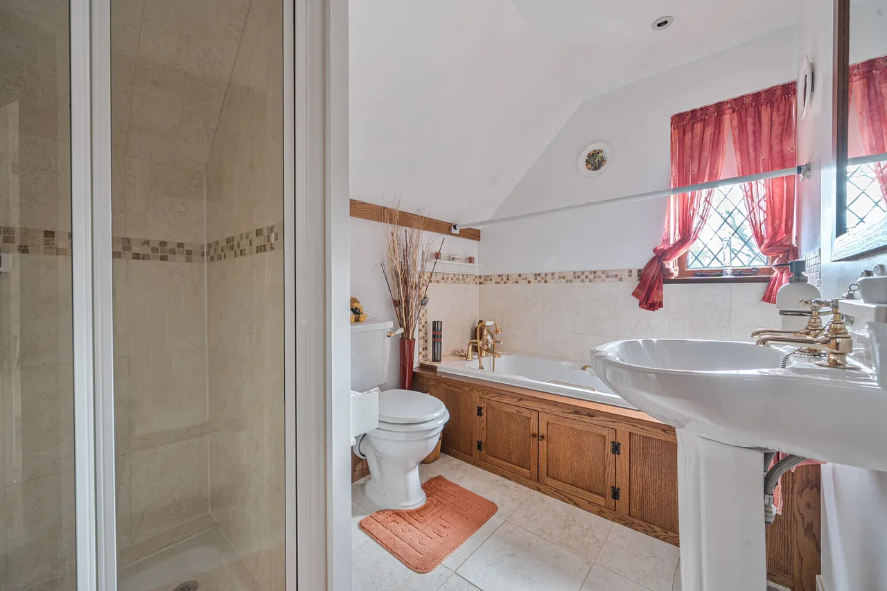 Standon Lane, Ockley, RH5, photo 16