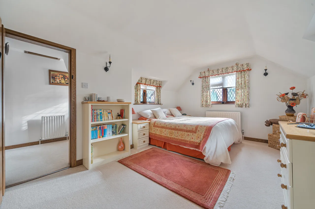 Standon Lane, Ockley, RH5, photo 13