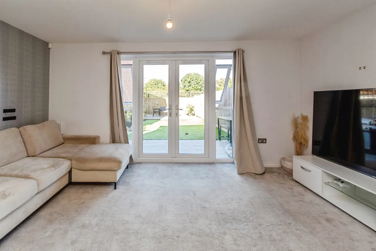 Centenary Lane, Wednesbury, WS10, photo 6