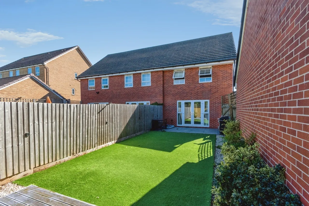 Centenary Lane, Wednesbury, WS10, photo 16