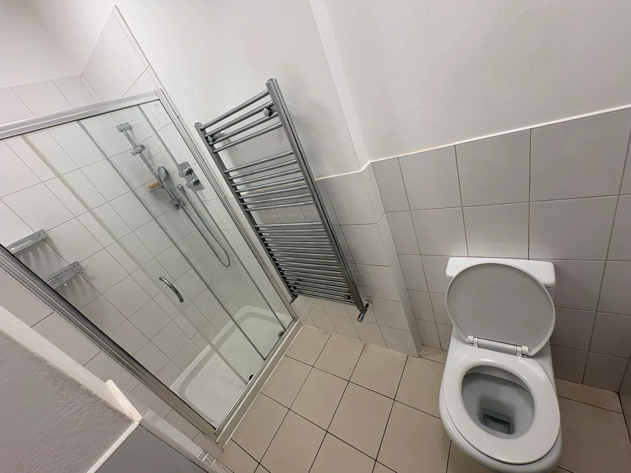 Holdenhurst Avenue, Finchley, London, N12 0JB, photo 9