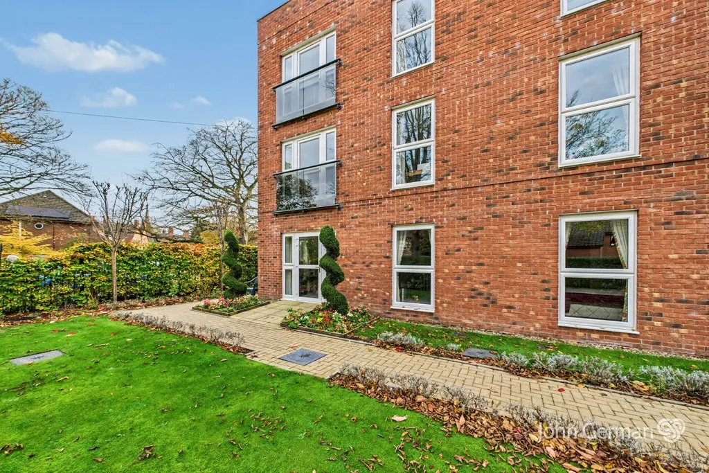 Humphrey Court, The Oval, photo 9