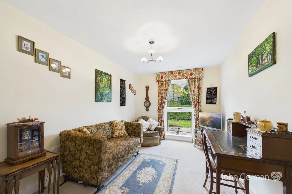 Humphrey Court, The Oval, photo 7