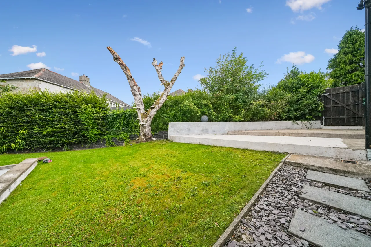 Old Playfield Road, Carmunnock, G76, photo 42