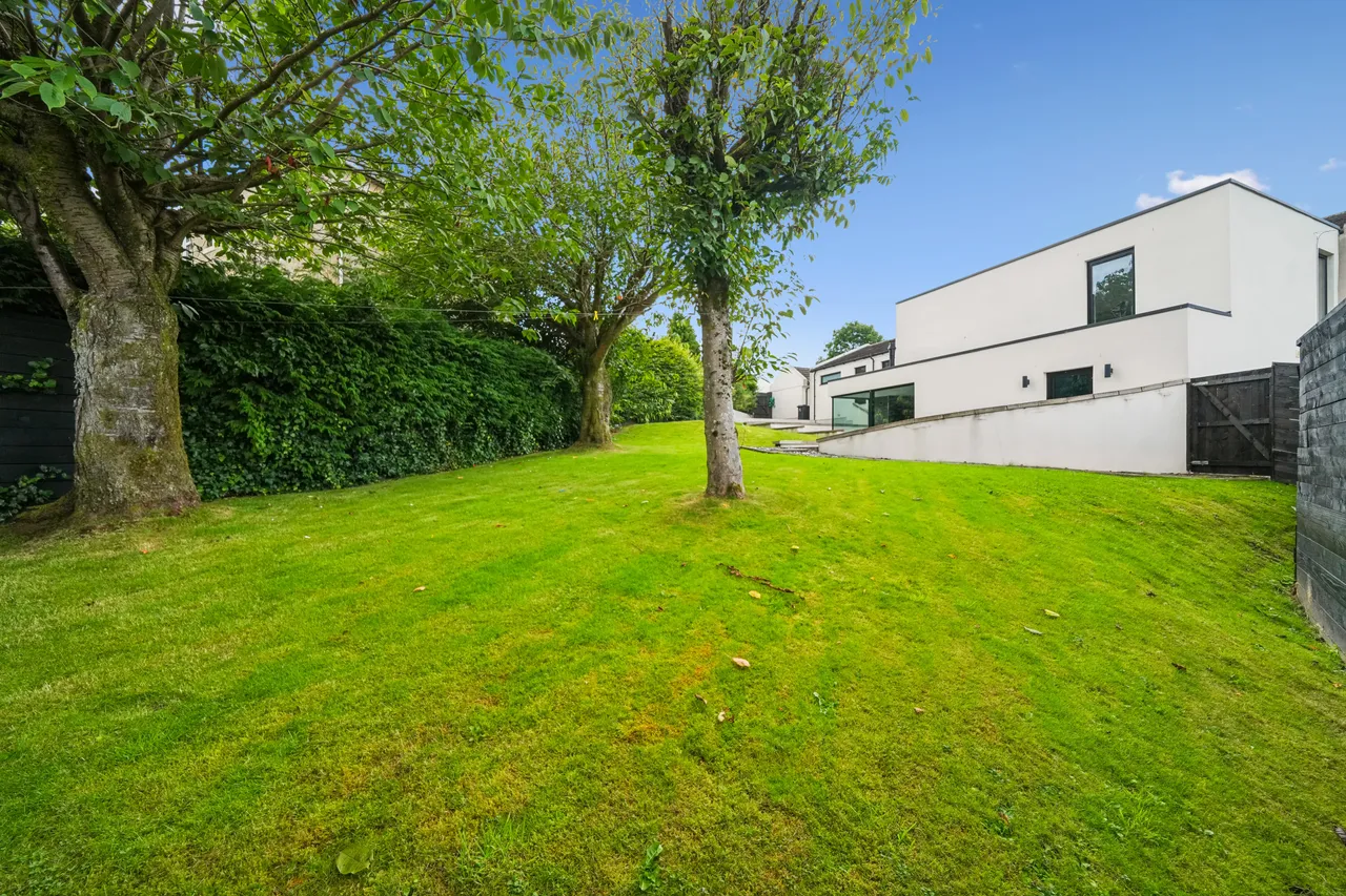 Old Playfield Road, Carmunnock, G76, photo 45