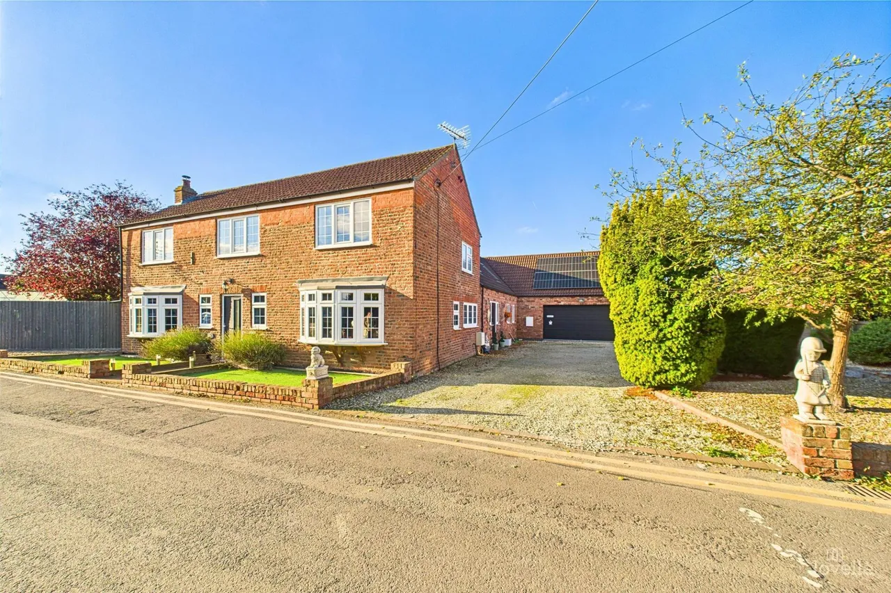 North End, Goxhill, DN19, photo 2