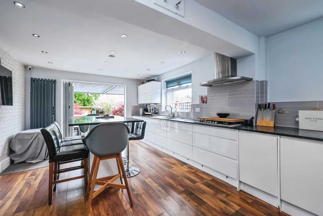Watnall Road, Hucknall, Nottingham, NG15, photo 2