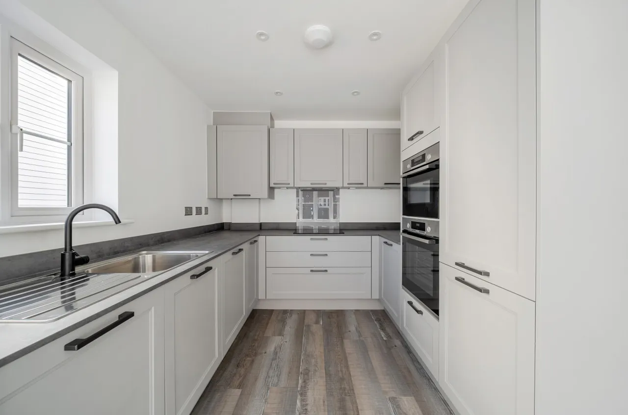 Angmering, BN16, photo 2