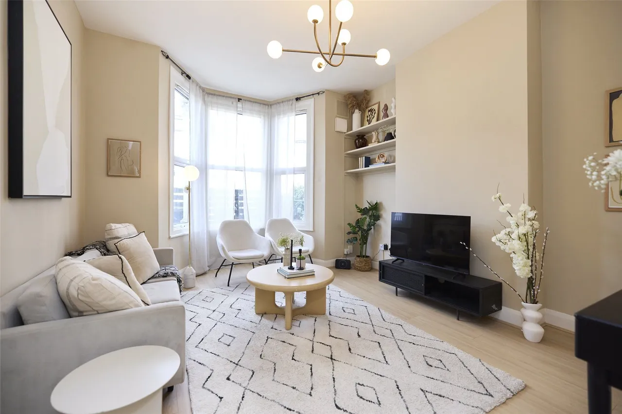 1 bed flat to rent, Tubbs Road, London, NW10
